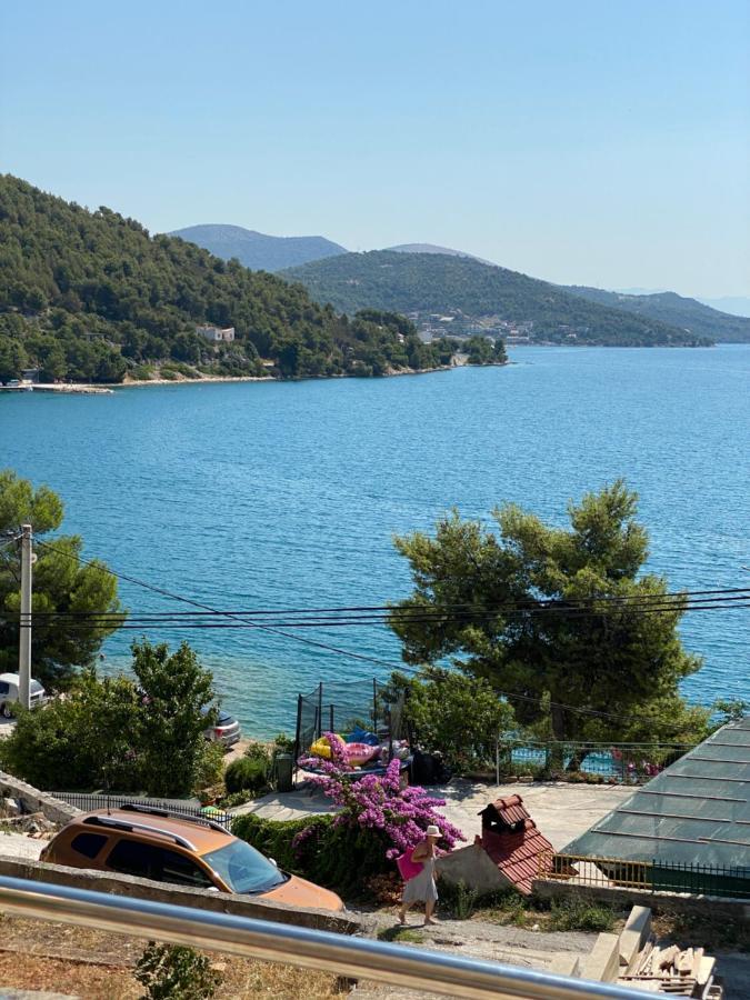 Villa Lovric Marina Exteriör bild